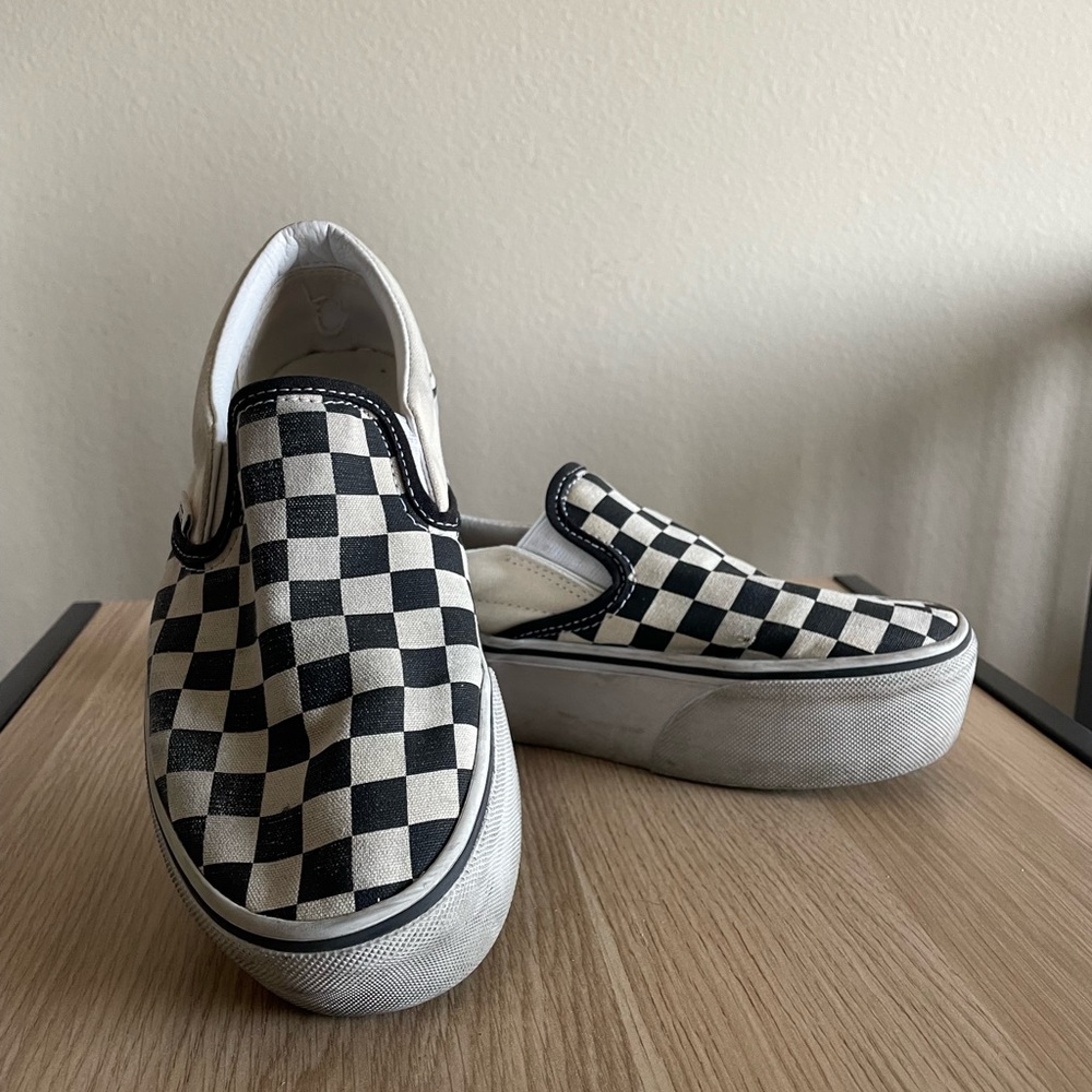 checkered platform vans